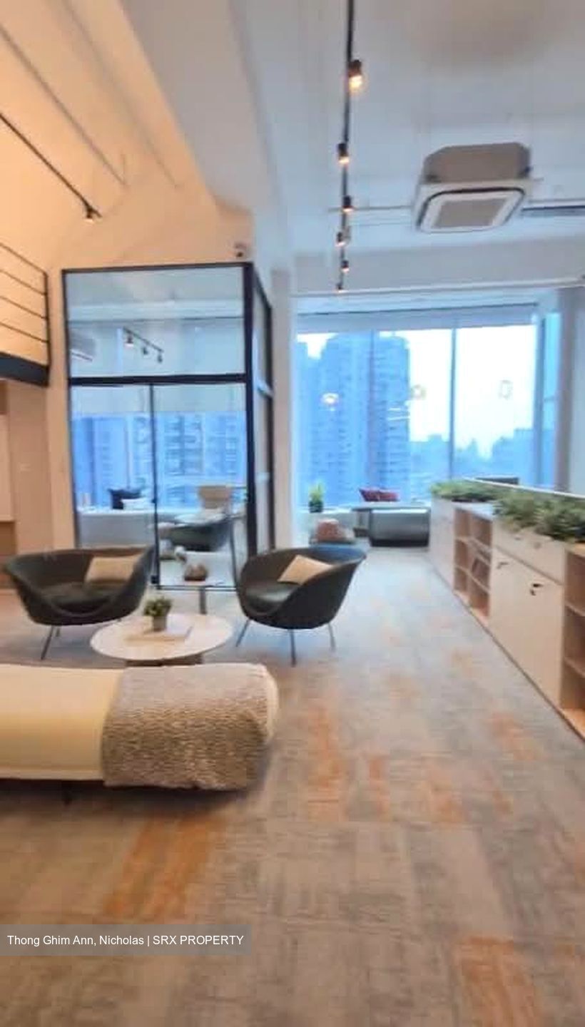 Arc 380 (D8), Office #600096381